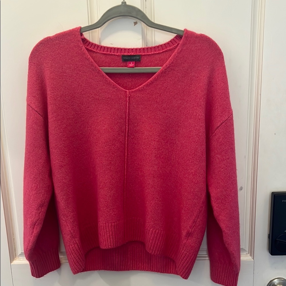 EUC Vince Camuto sweater